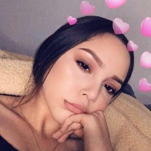 Meet your Posher, Kassandrs